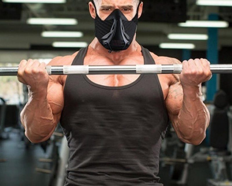Маски для упражнений: будете ли вы носить фитнес-маску Reebok?